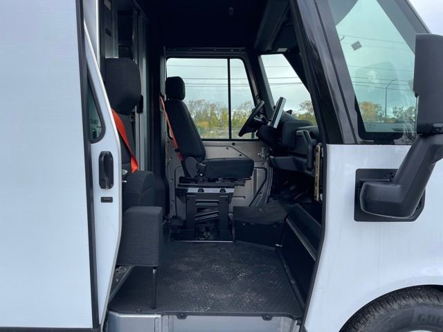 New 2025 Chevrolet Brightdrop 400 w/ Battery Pack, Max Range image 12