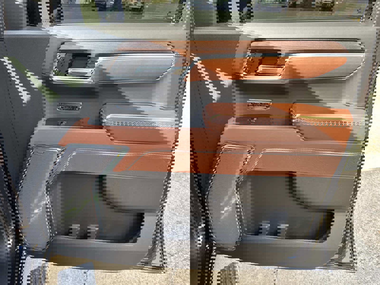 Used 2025 GMC Sierra 1500 Denali Ultimate image 23