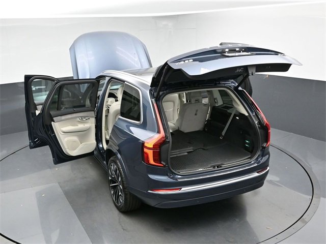 Used 2026 Volvo XC90 B6 Ultra w/ Protection Package Premier image 52