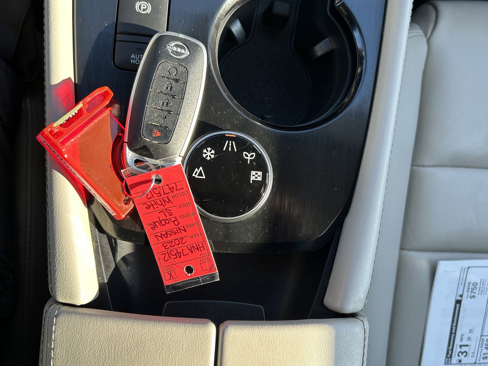 Used 2023 Nissan Rogue SL w/ SL Premium Package image 33