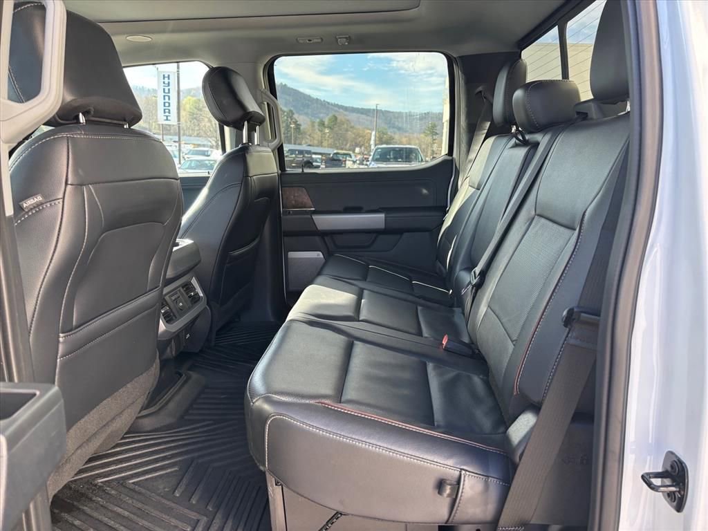 Used 2024 Ford F250 Lariat w/ Lariat Ultimate Package image 11