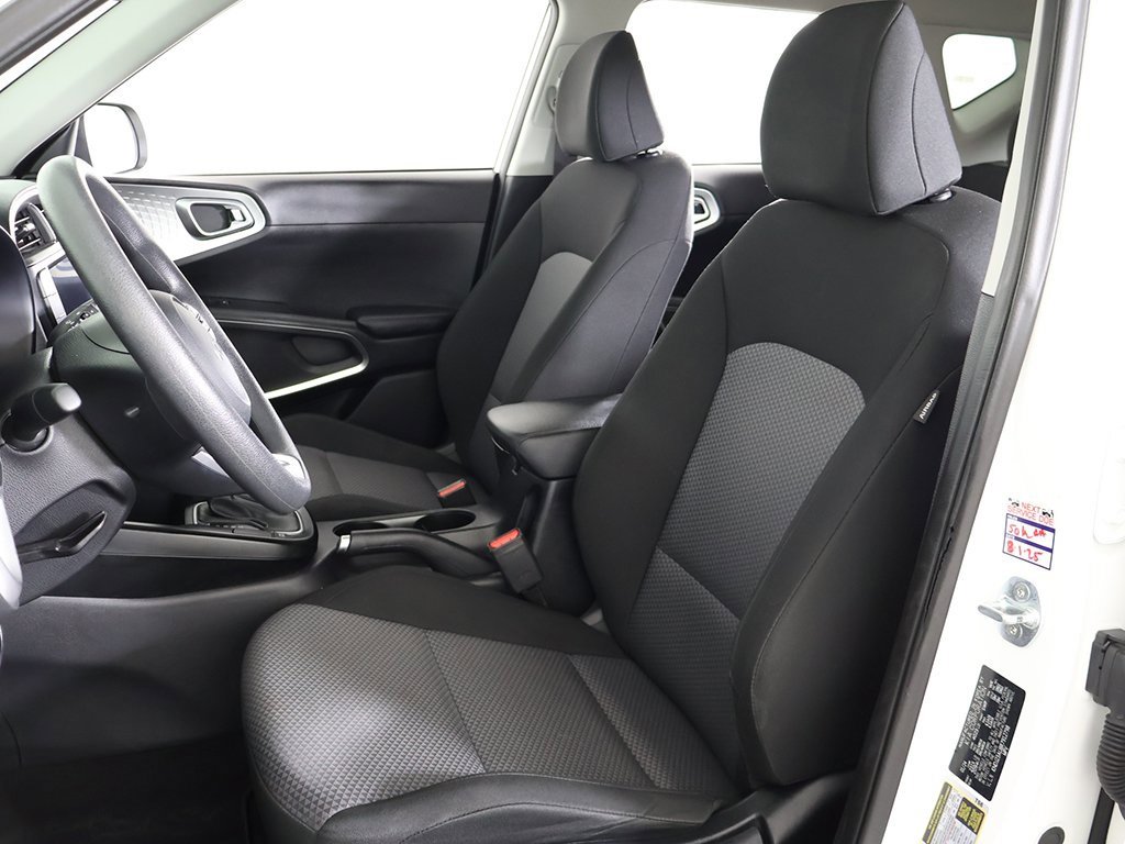 Used 2024 Kia Soul LX w/ Option Group 015 image 27