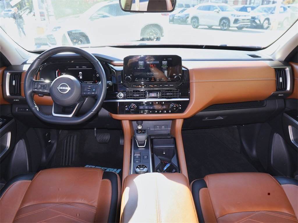 Used 2023 Nissan Pathfinder Platinum w/ Cargo Package image 20