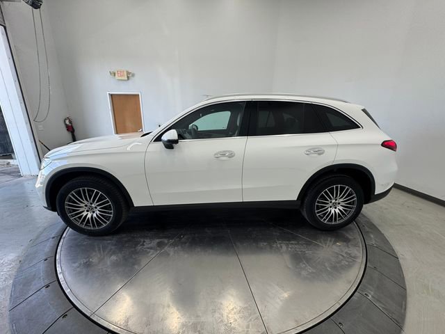 New 2026 Mercedes-Benz GLC 300 image 15