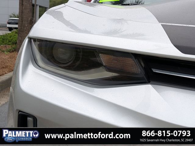 Used 2016 Chevrolet Camaro LT RWD image 8