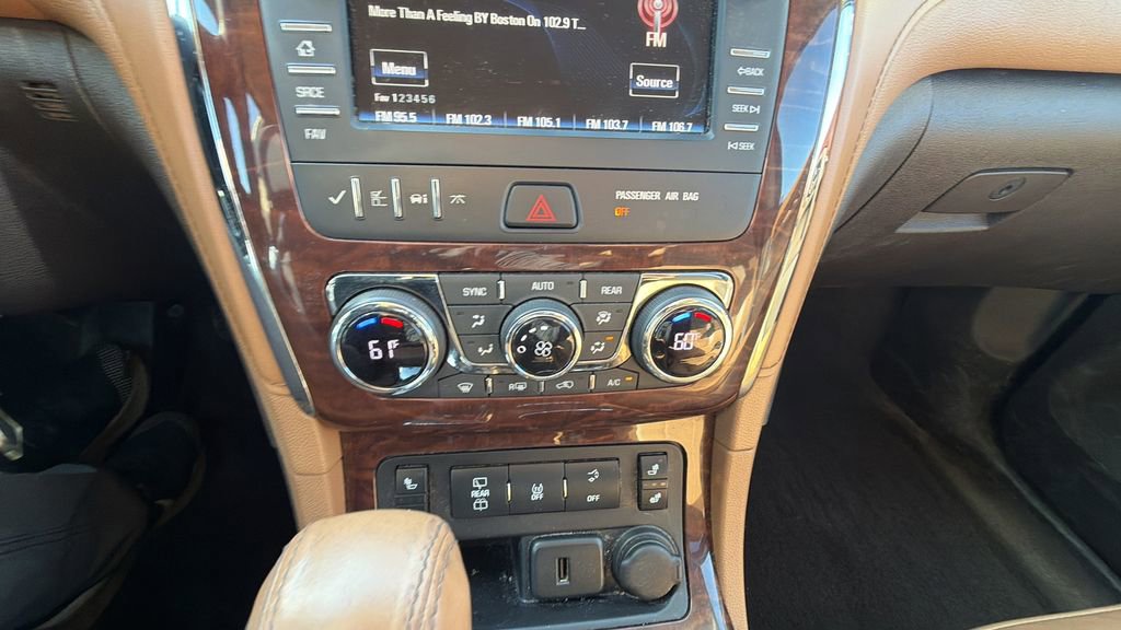 Used 2017 Buick Enclave Leather AWD/4WD image 16