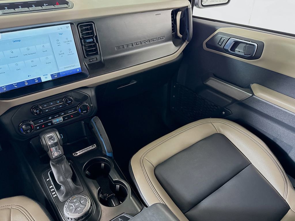 Used 2023 Ford Bronco Wildtrak image 23