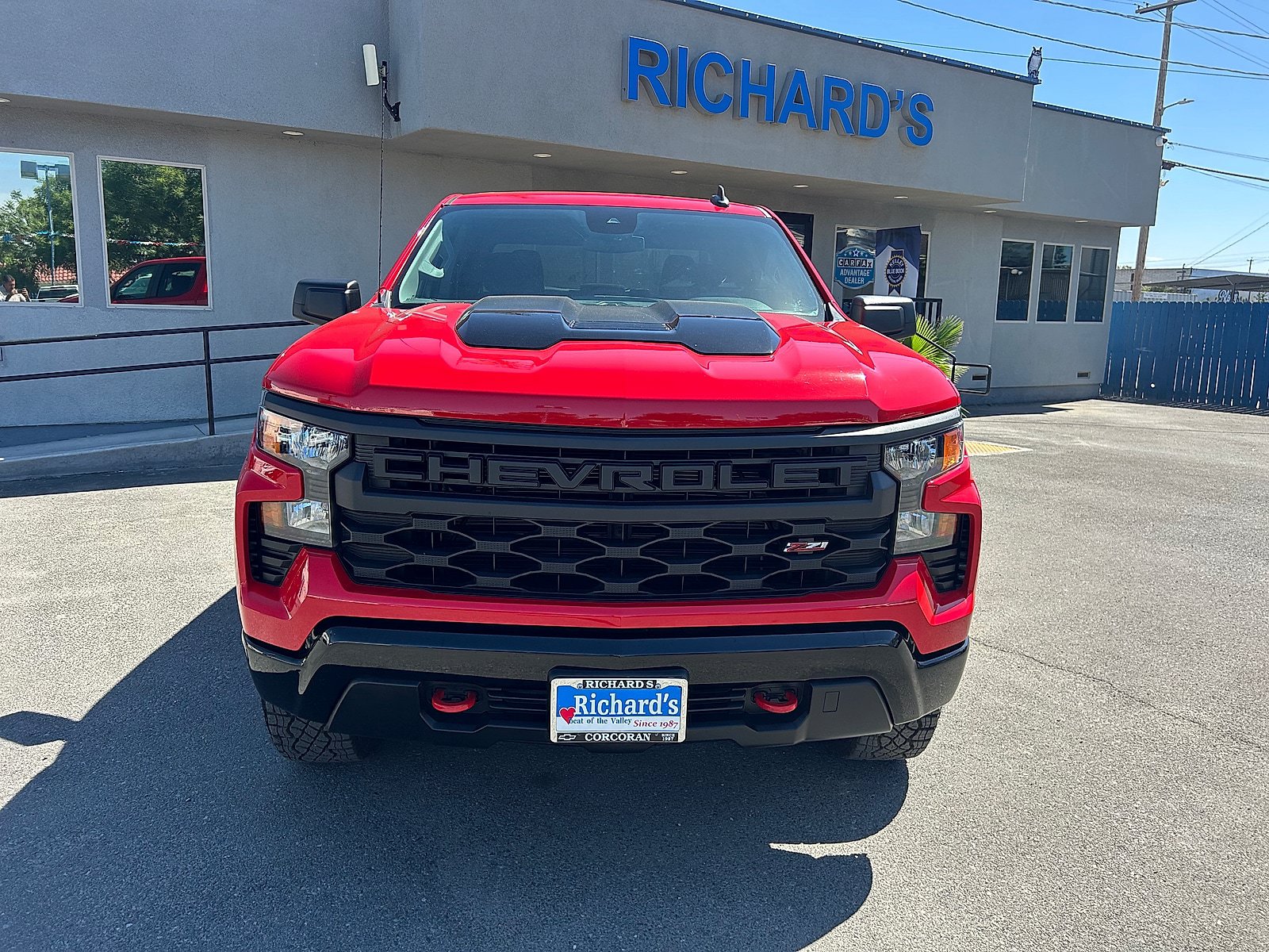 Used 2025 Chevrolet Silverado 1500 Custom Trail Boss AWD/4WD image 8