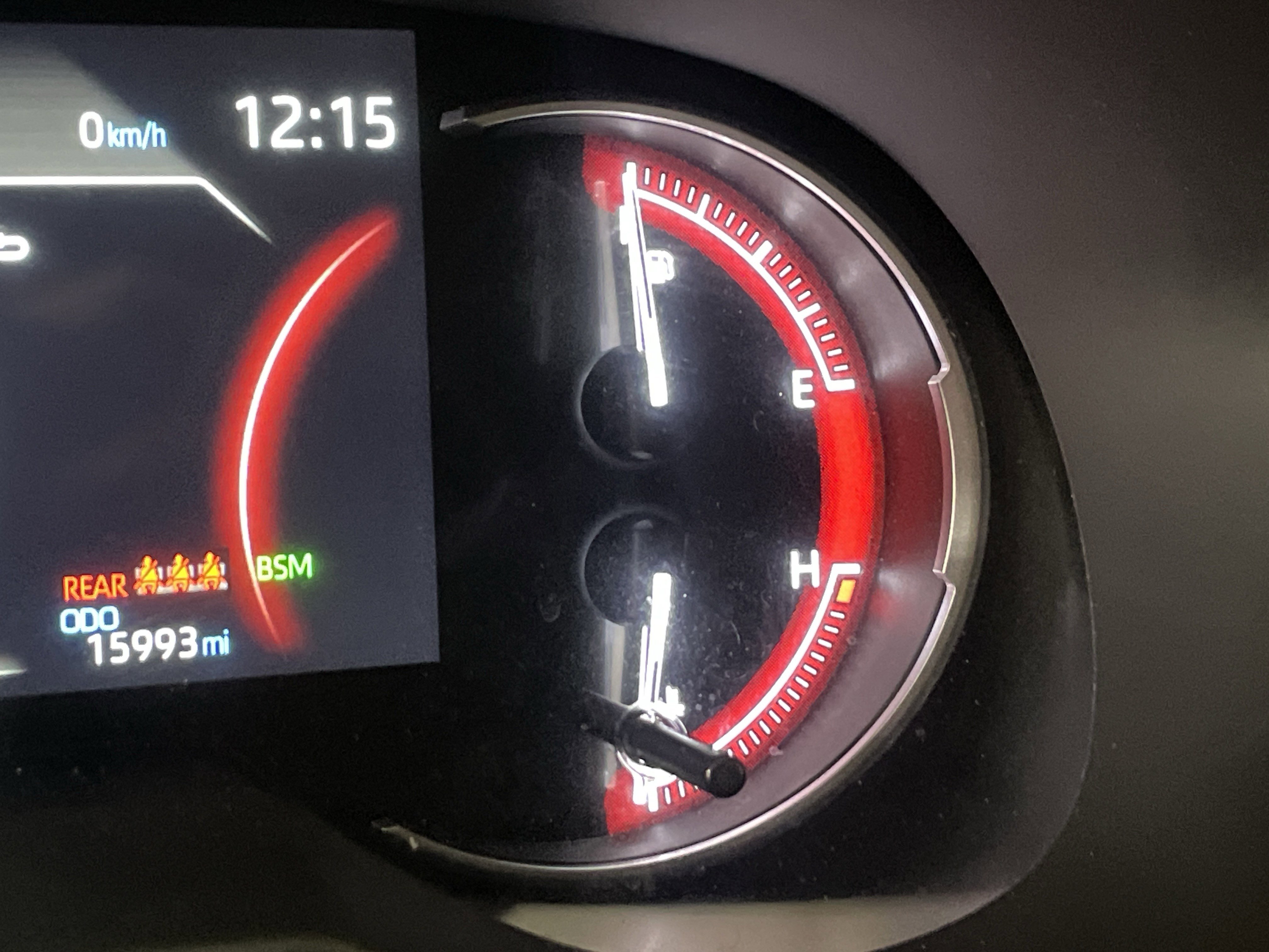 Used 2025 Toyota RAV4 XLE image 22