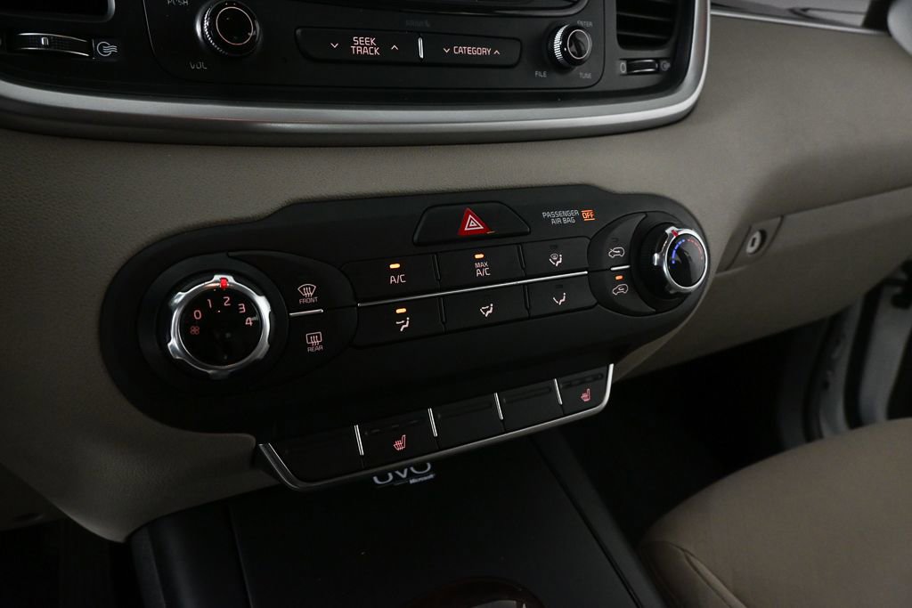 Used 2016 Kia Sorento FWD w/ LX Convenience Package image 13