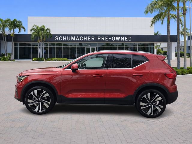 Used 2023 Volvo XC40 B5 Plus w/ Protection Package Premier image 4