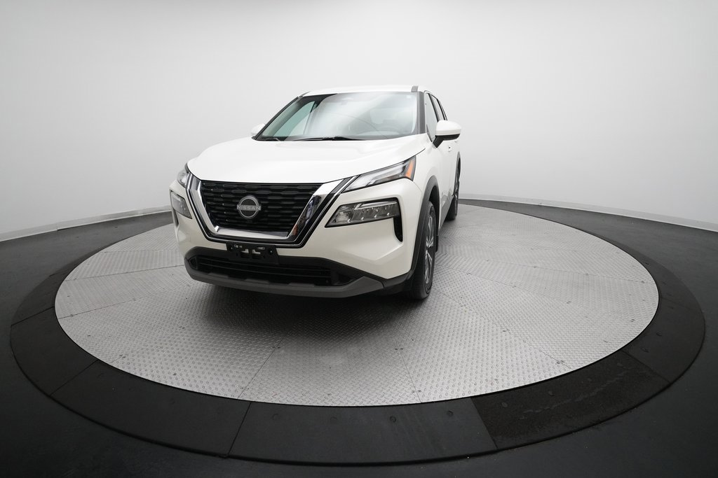 Used 2023 Nissan Rogue SV image 32