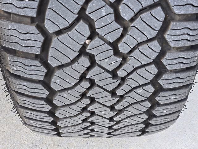 Certified 2025 Jeep Gladiator Sport AWD/4WD image 11