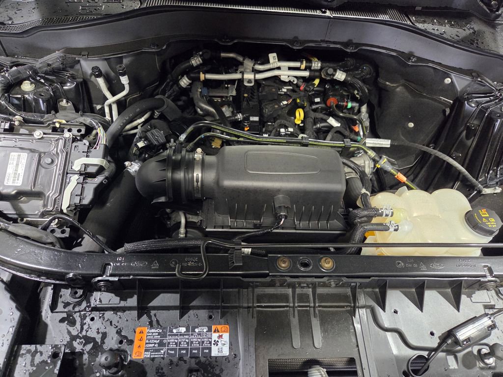 Used 2023 Ford Explorer XLT w/ Equipment Group 202A image 20