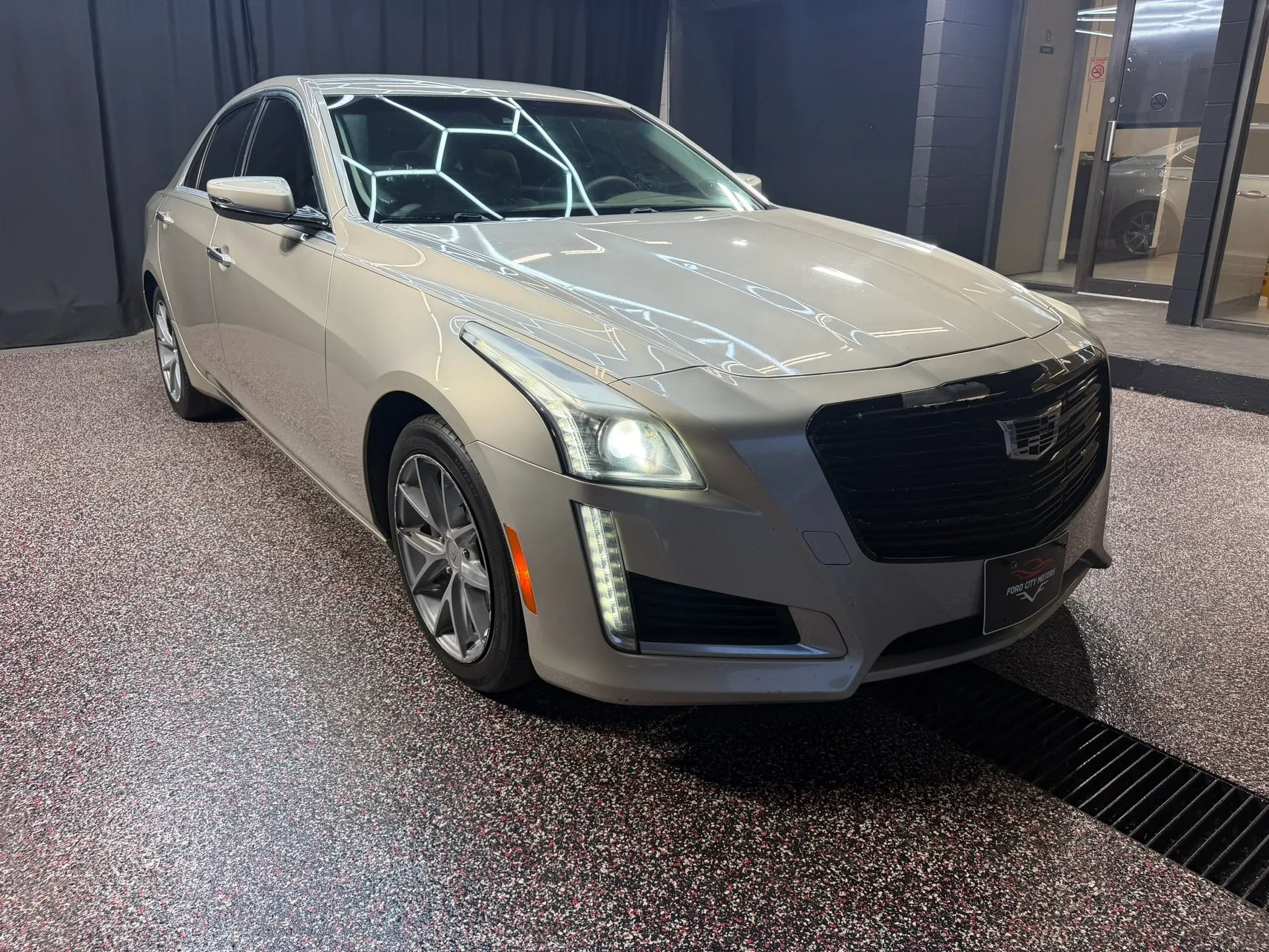 Used 2015 Cadillac CTS Luxury RWD image 8