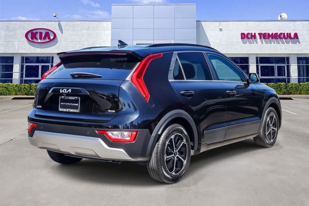 Certified 2024 Kia Niro EX FWD image 4