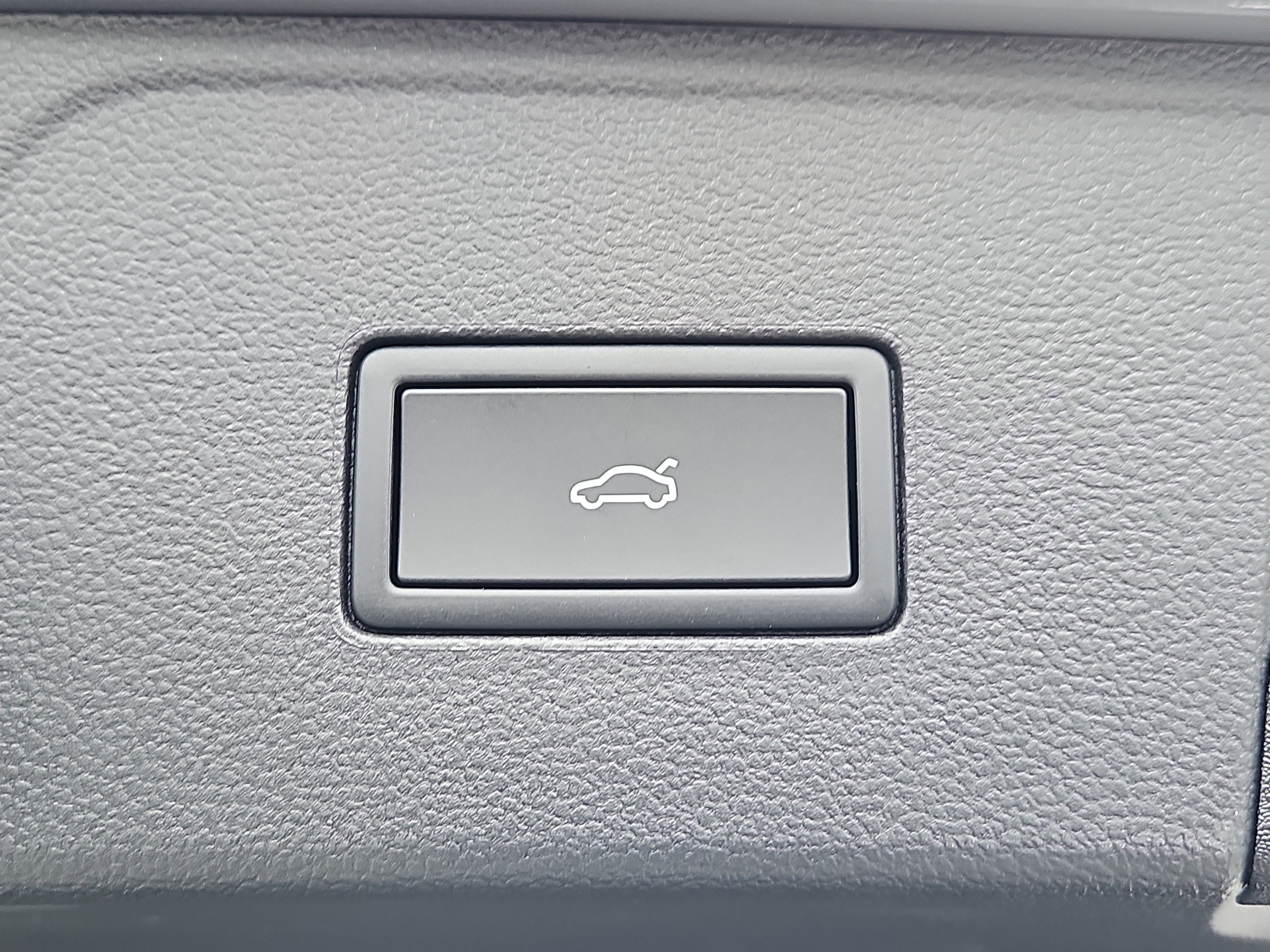 New 2026 Volkswagen Atlas SEL Premium R-Line image 16