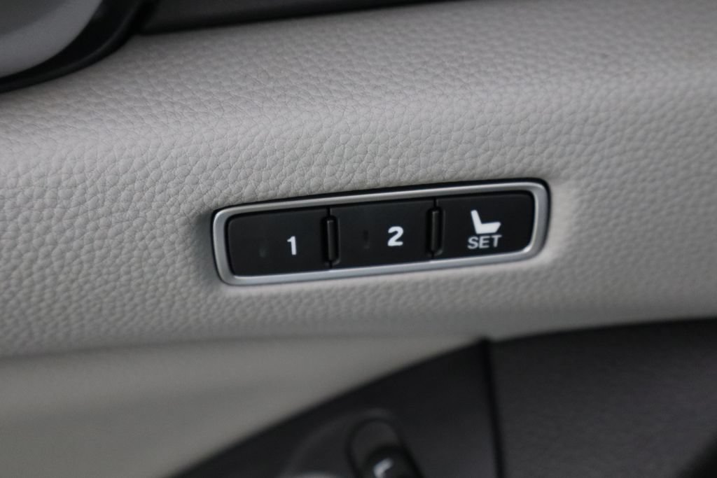 Used 2020 Honda Accord EX-L image 21