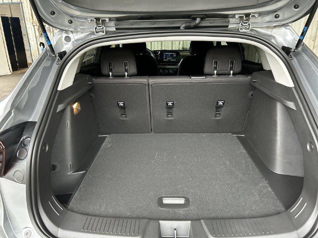New 2026 Chevrolet Trax LS w/ Driver Confidence Package FWD image 22