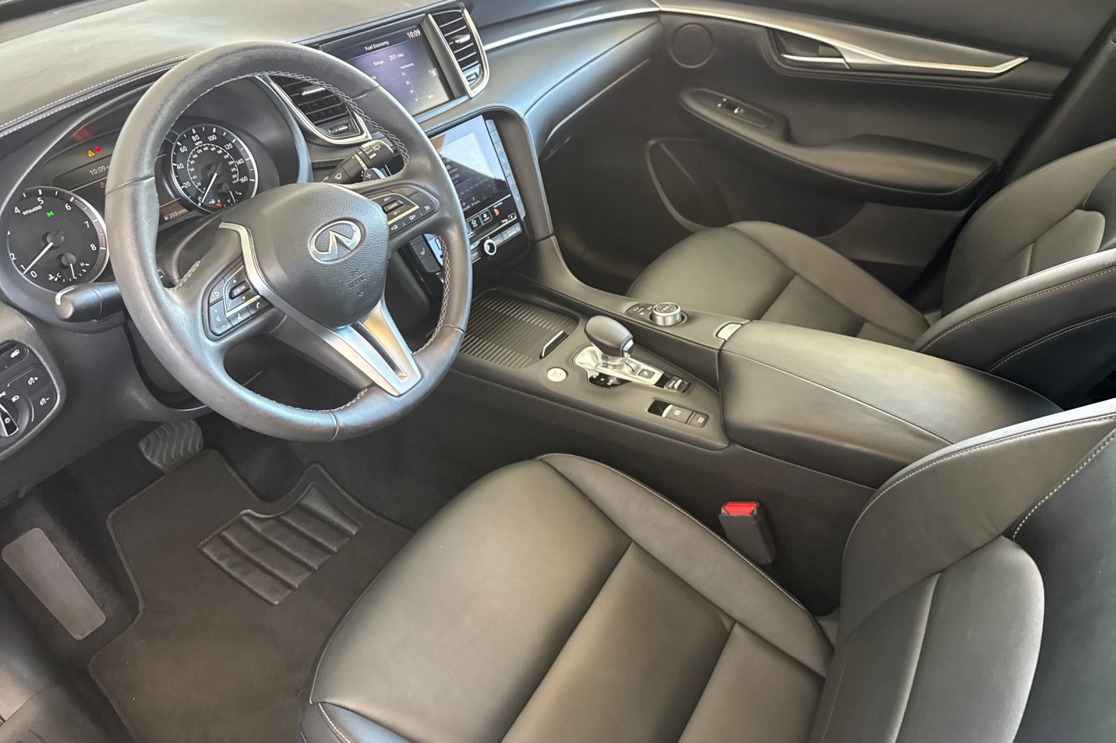 Used 2022 INFINITI QX55 Luxe w/ Cargo Package AWD/4WD image 7