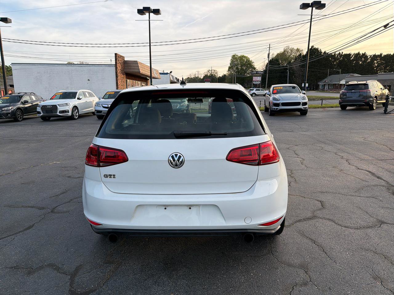 Used 2016 Volkswagen GTI S image 4