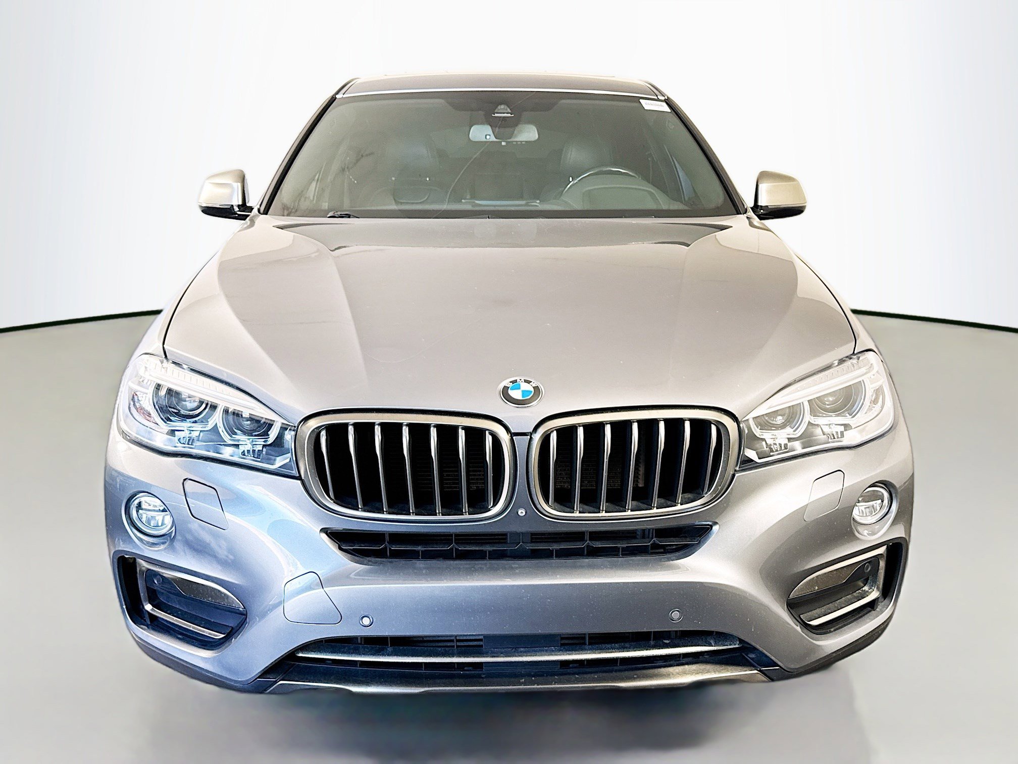 Used 2017 BMW X6 xDrive35i image 2