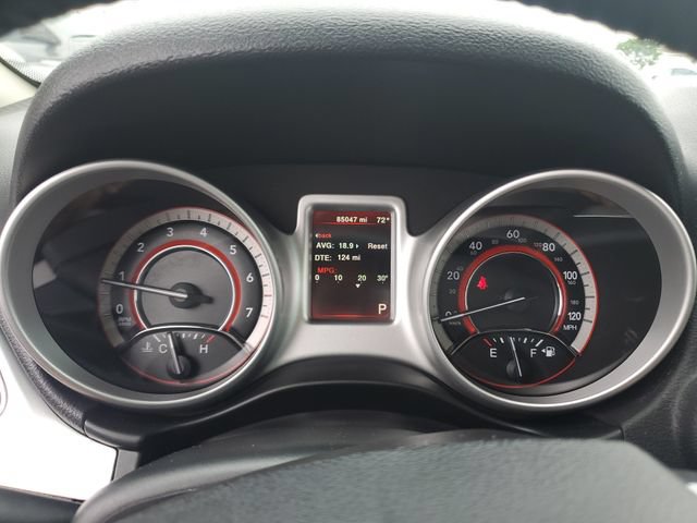 Used 2018 Dodge Journey SXT w/ Connectivity Group FWD image 25