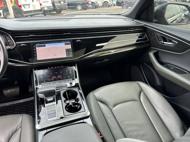 Used 2019 Audi Q8 Premium w/ Convenience Package AWD/4WD image 10