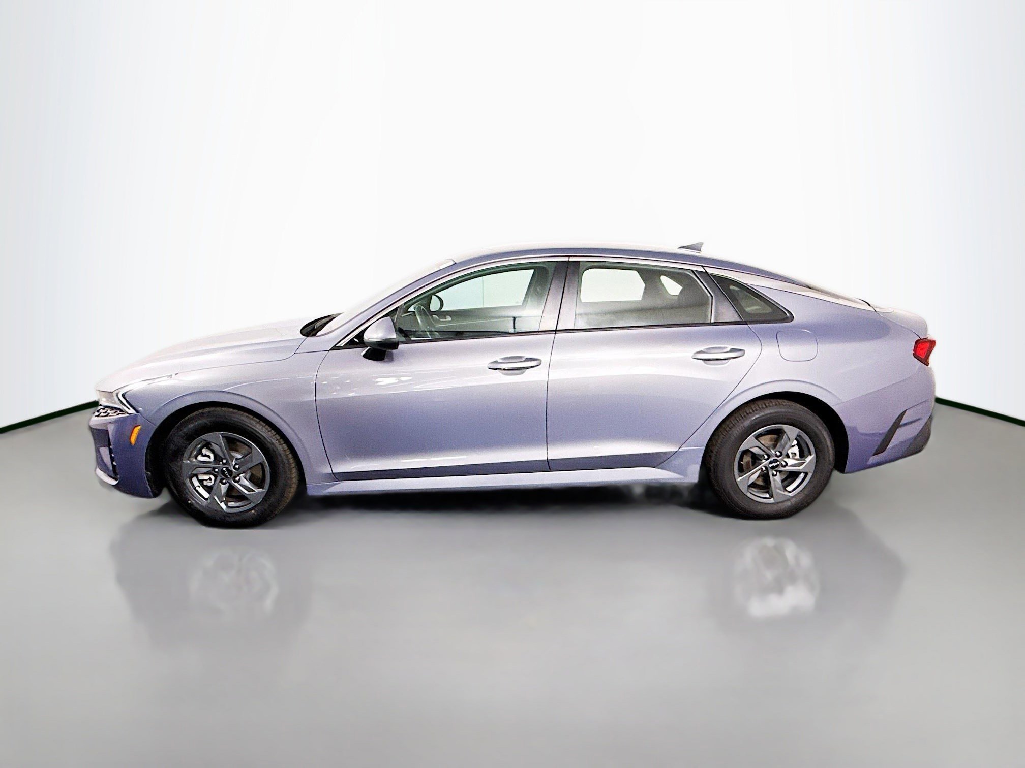 Used 2022 Kia K5 LX image 6