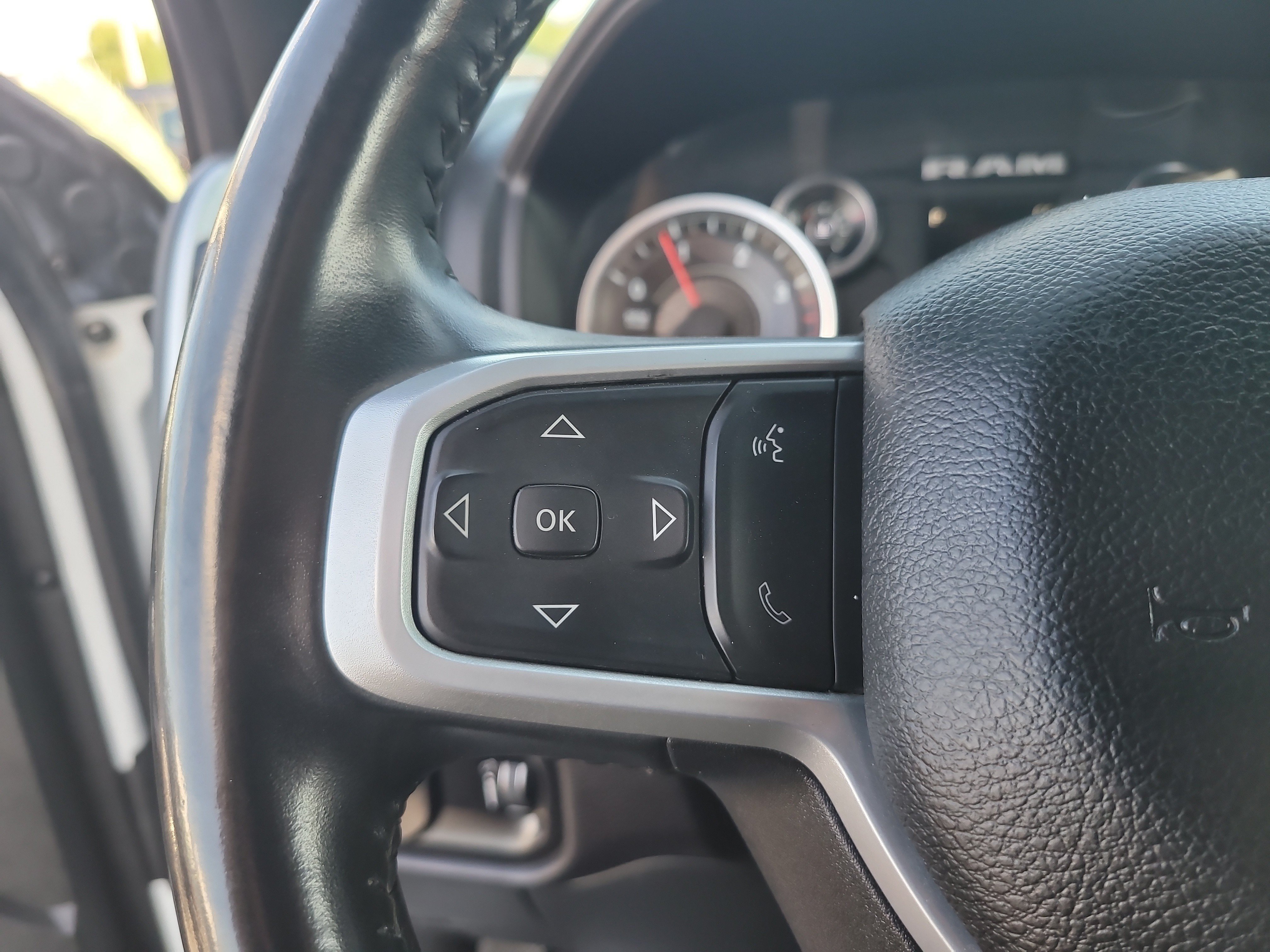 Used 2024 RAM 2500 Big Horn w/ Off Road Package AWD/4WD image 26