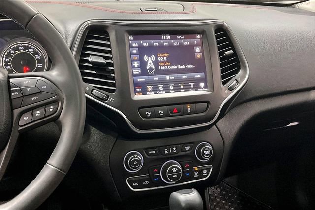 Used 2021 Jeep Cherokee Trailhawk w/ Sun & Sound Group image 9
