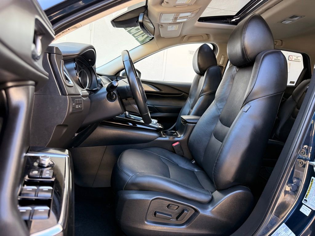 Used 2023 MAZDA CX-9 Touring image 18