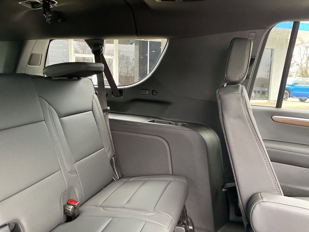 New 2026 Chevrolet Suburban High Country image 39