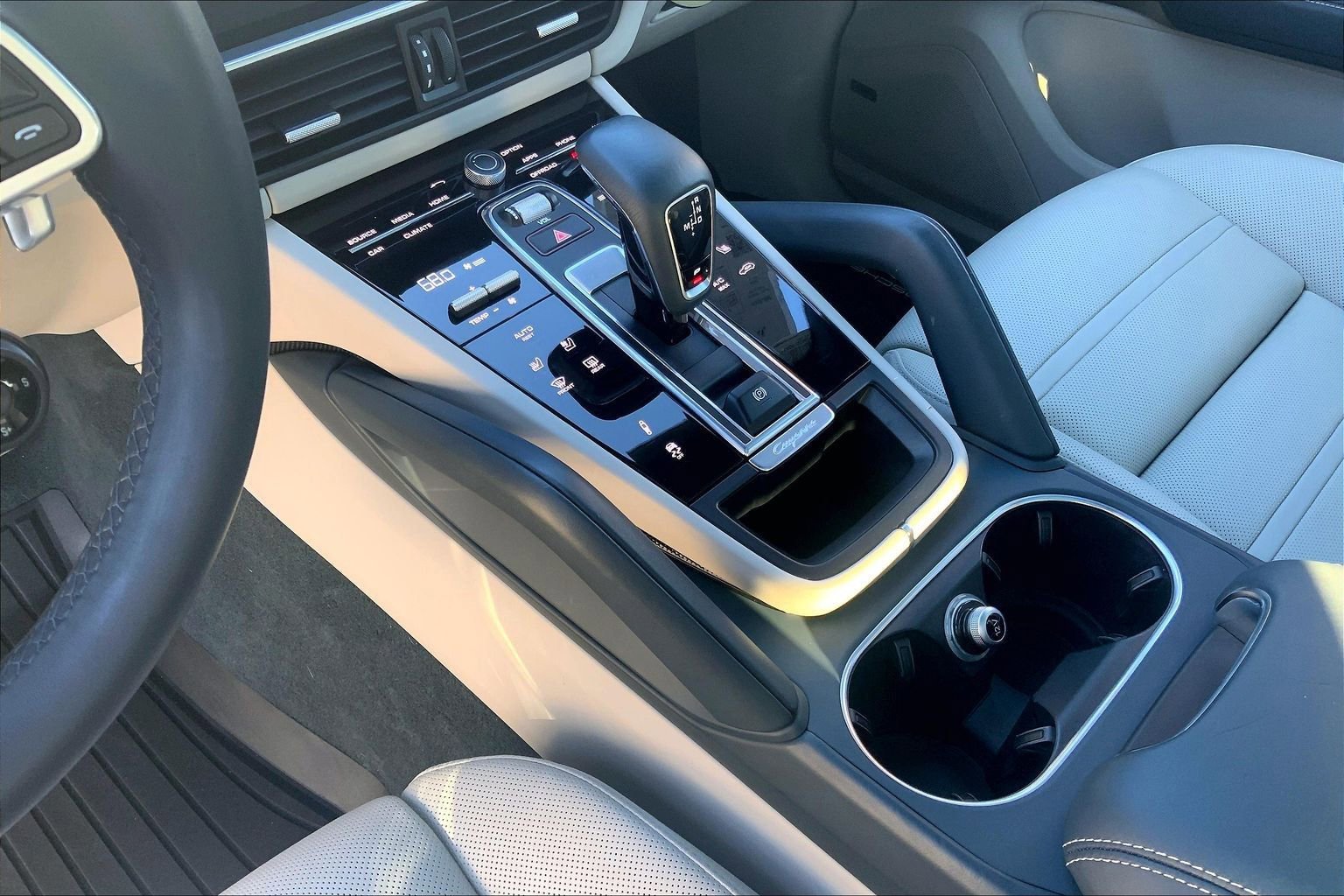 Used 2021 Porsche Cayenne GTS image 16