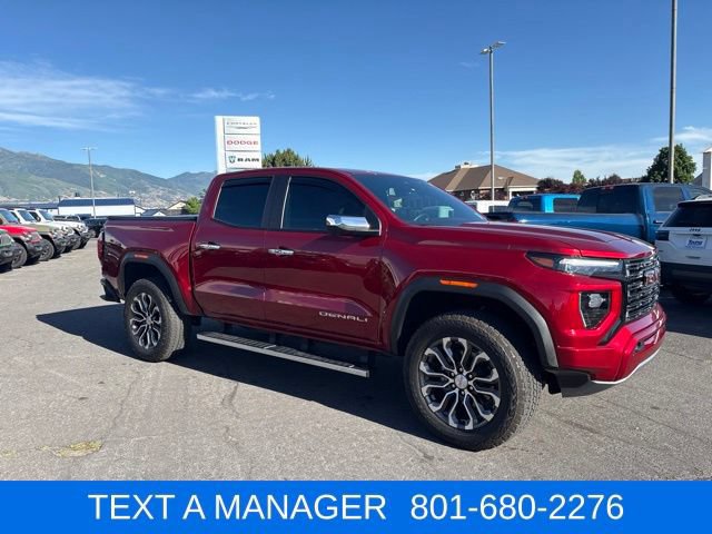 Used 2025 GMC Canyon Denali AWD/4WD image 5