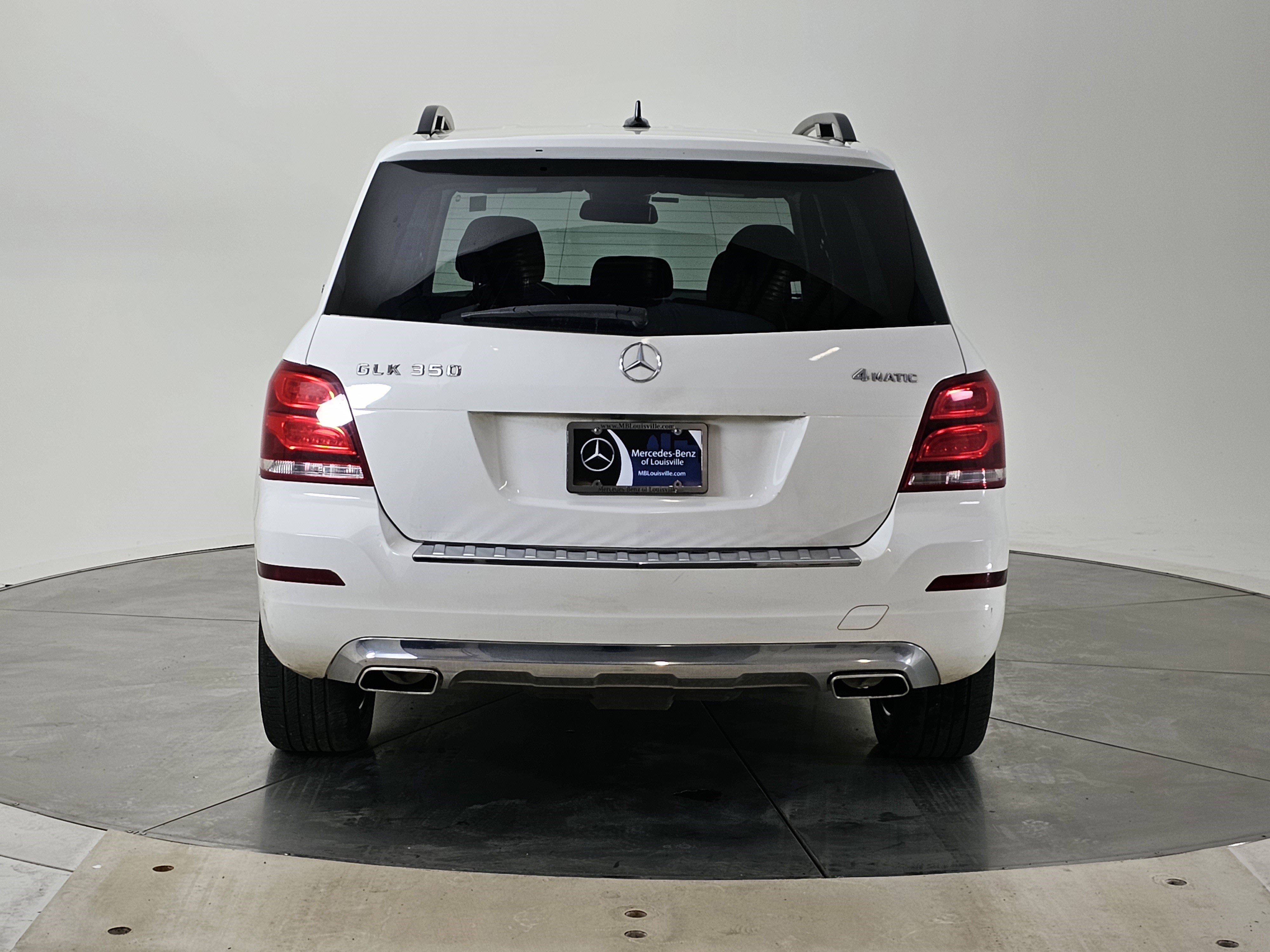 Used 2015 Mercedes-Benz GLK 350 4MATIC image 4