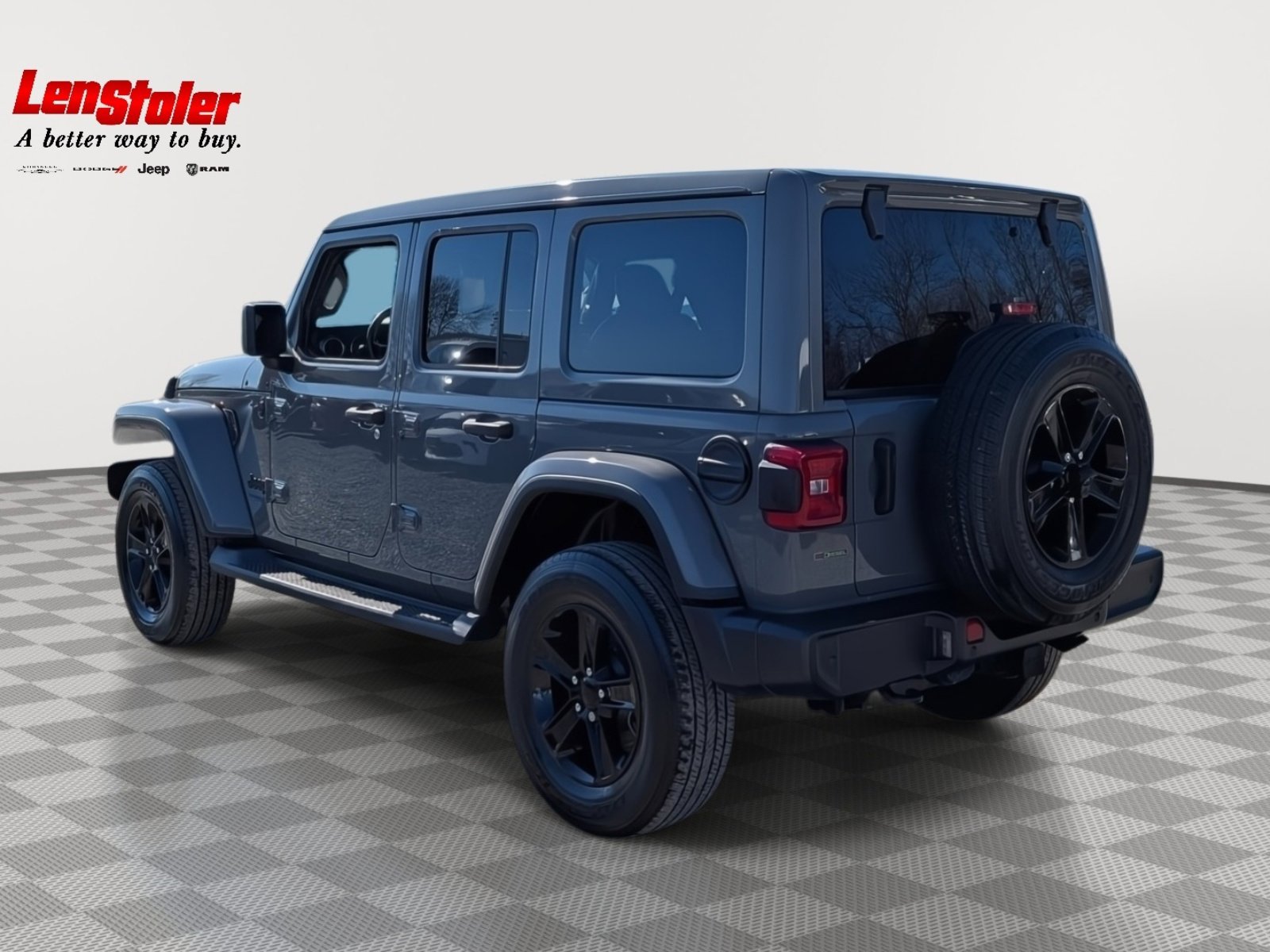 Used 2020 Jeep Wrangler Unlimited Sahara image 3