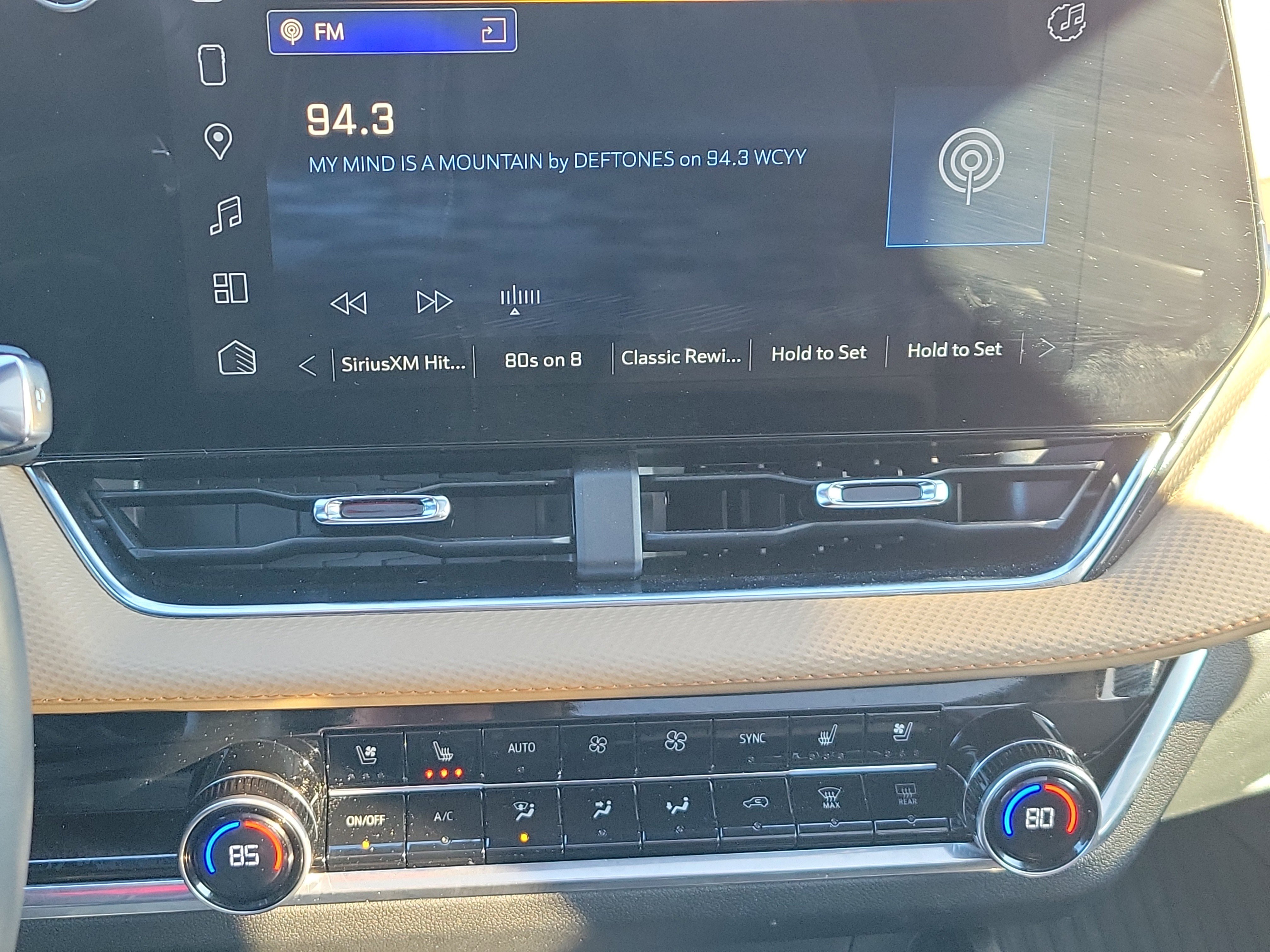 Certified 2026 Chevrolet Equinox ACTIV w/ Convenience Package III image 25