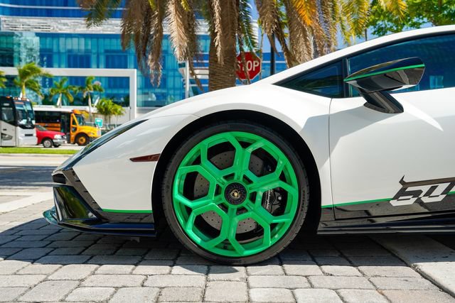 Used 2023 Lamborghini Huracan Tecnica RWD image 12
