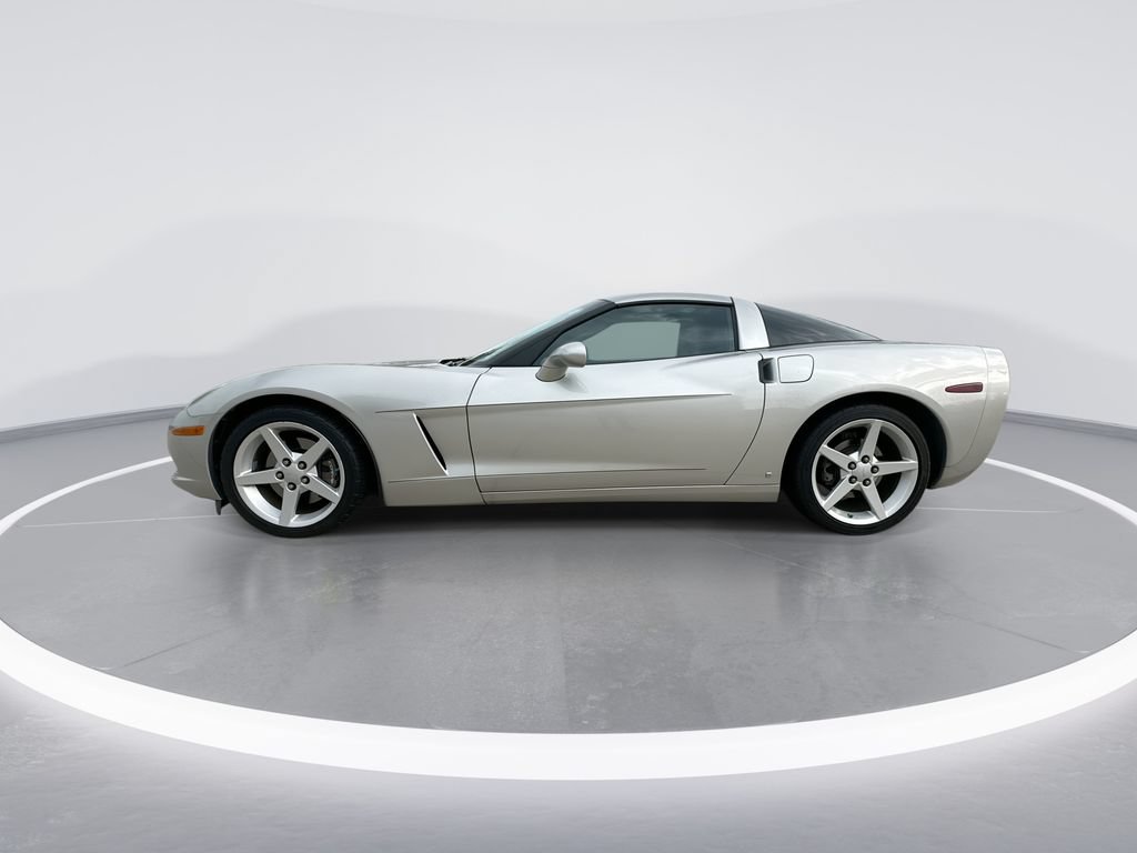 Used 2006 Chevrolet Corvette Coupe w/ Preferred Equipment Group RWD image 5