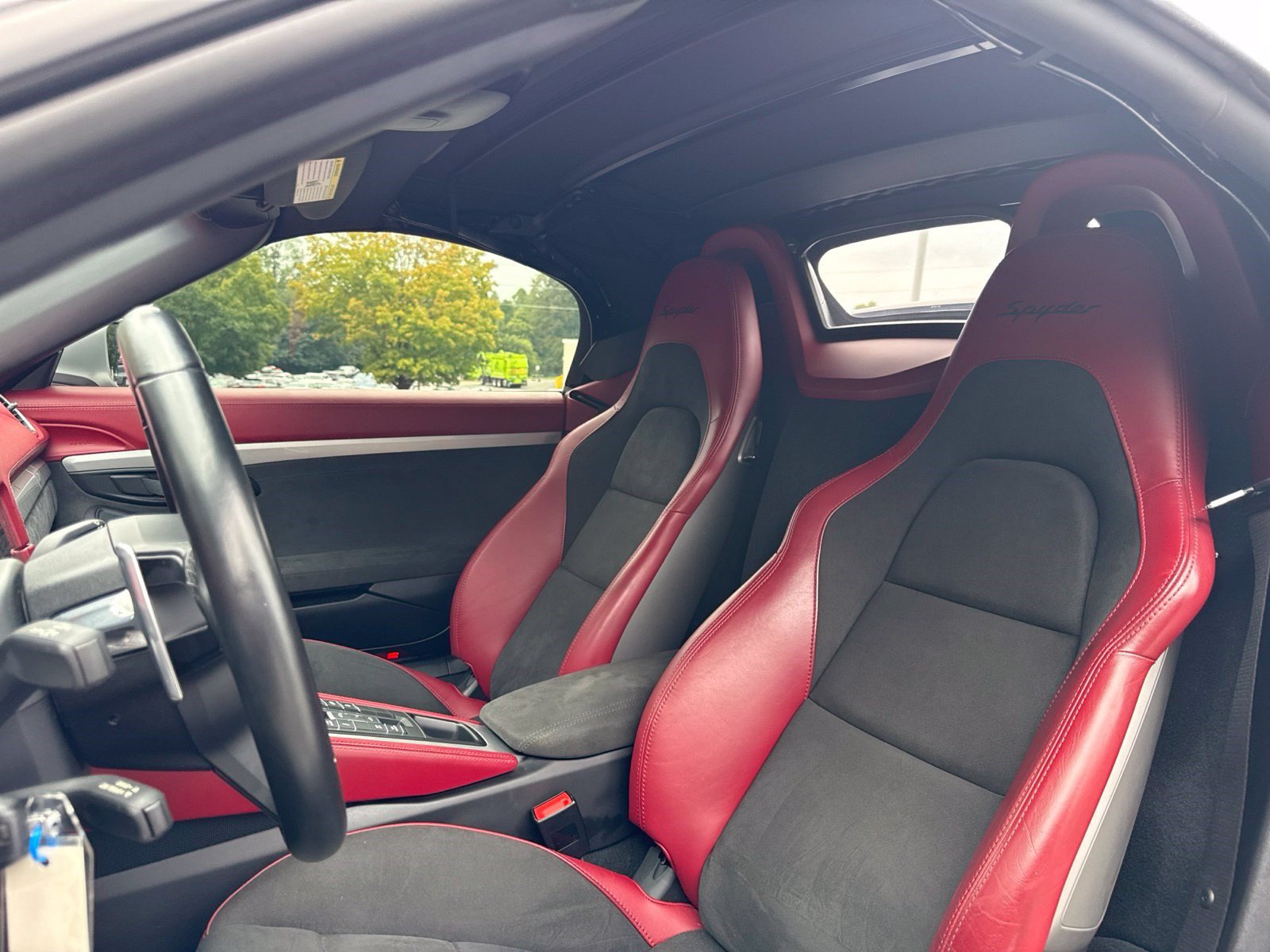 Certified 2022 Porsche 718 Boxster Spyder RWD image 5