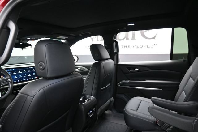 Certified 2025 Chevrolet Traverse LT w/ Sun and Wheel Package FWD image 26