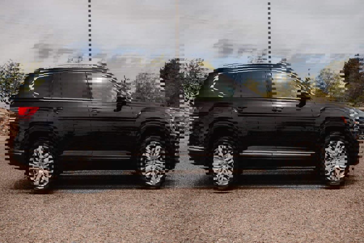 Used 2018 Volkswagen Atlas SEL Premium image 4