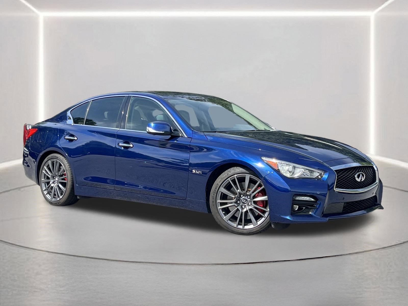 Used 2017 INFINITI Q50 Red Sport 400 RWD image 2