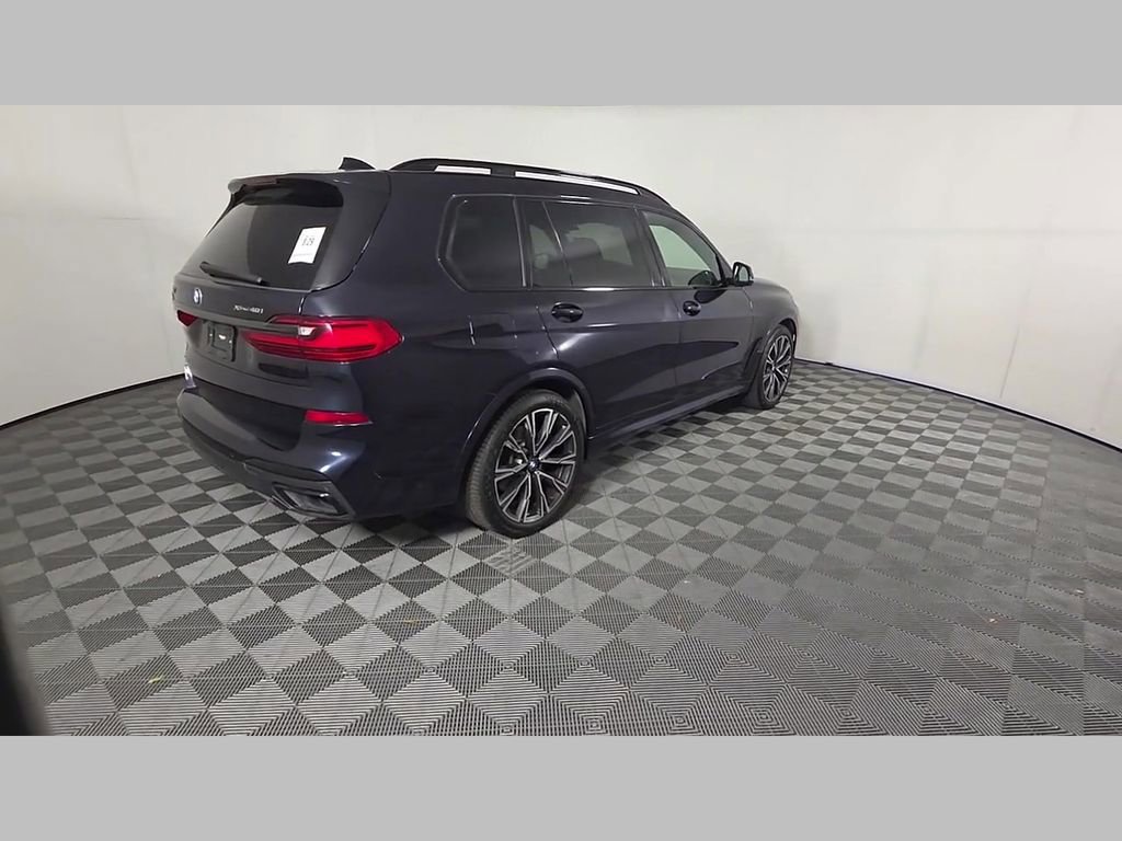 Used 2022 BMW X7 xDrive40i w/ M Sport Package image 40