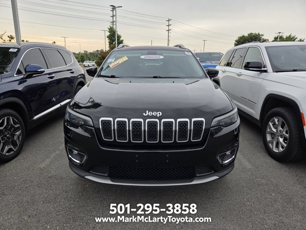 Used 2019 Jeep Cherokee Limited AWD/4WD image 2
