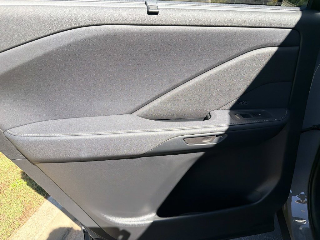 Used 2025 Lexus TX 500h AWD w/ Technology Package image 13