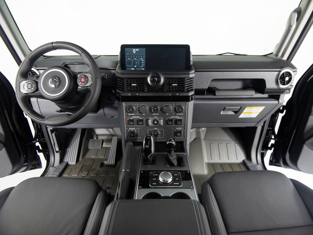 New 2025 INEOS Grenadier Fieldmaster Edition AWD/4WD image 24
