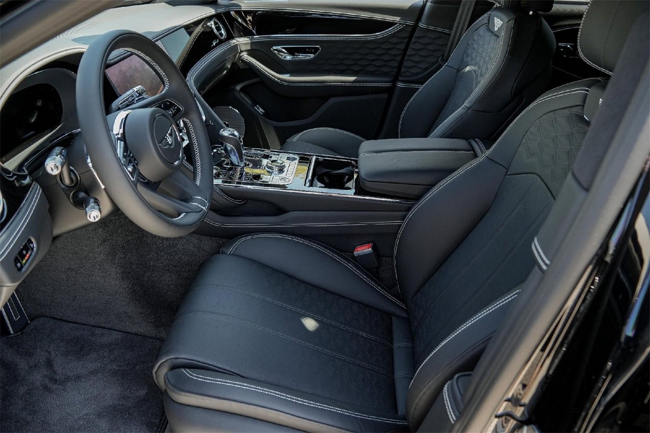 New 2025 Bentley Flying Spur Plug-In Hybrid image 24