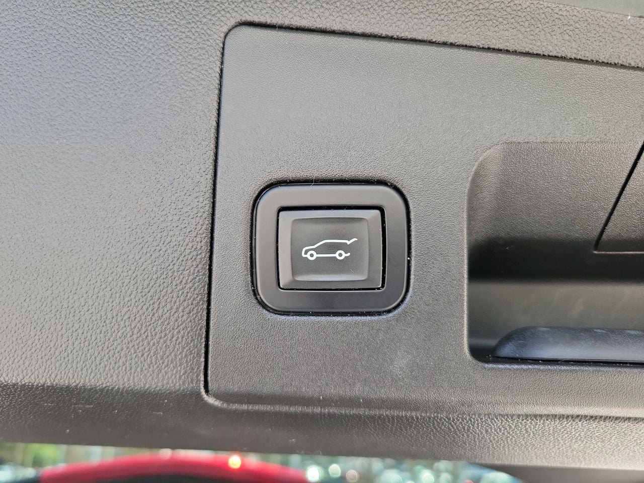 Used 2019 Cadillac XT5 FWD image 9